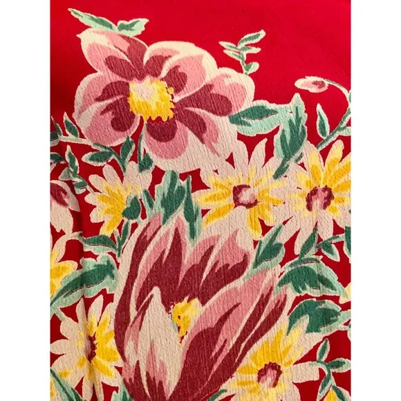 1996 RUNWAY. BETSEY JOHNSON Spring/Summer 1996 Cherry Red. 1940s Style. Floral R